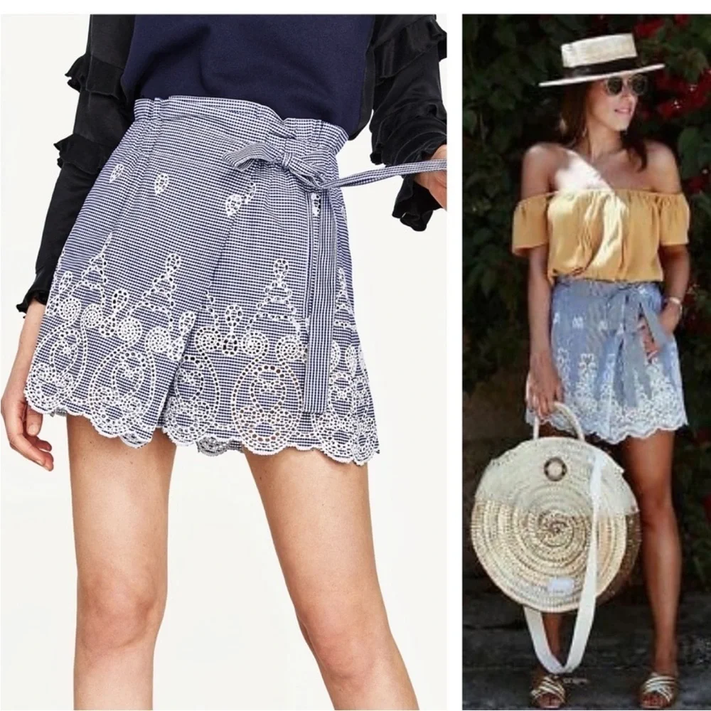 Zara Blue and White Gingham high waisted eyelet embroidered Shorts - small